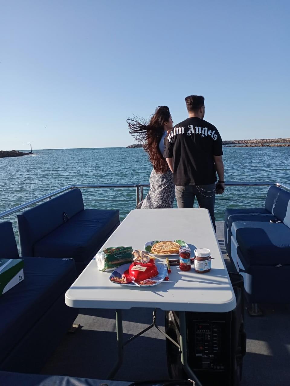 Pontoon Boat - Le bateau familial par excellence - 806255_238348.jpeg